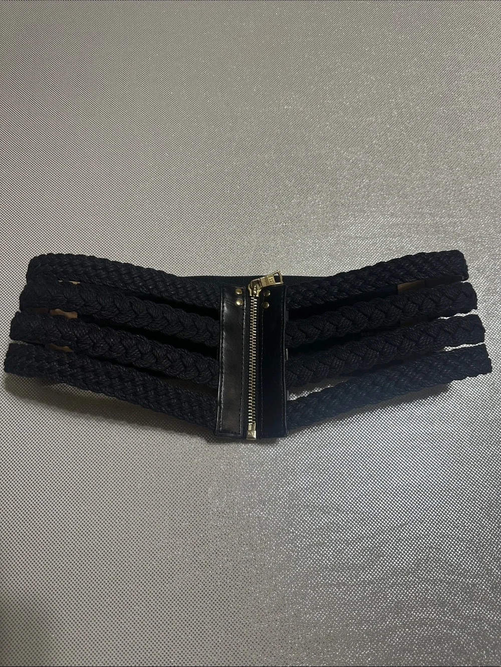 BCBG women’s Braided Waist Belt with Gold Zip Accent size medium